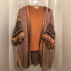 Zenana Outfitters 3\4 Sleeve Tunic includes Animal Print Shrug w/ Ruffle Sleeves
